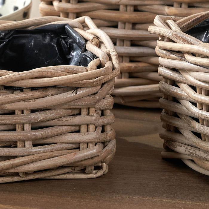Anyana Indoor Outdoor Grey Kubu Square Basket Planters S/3