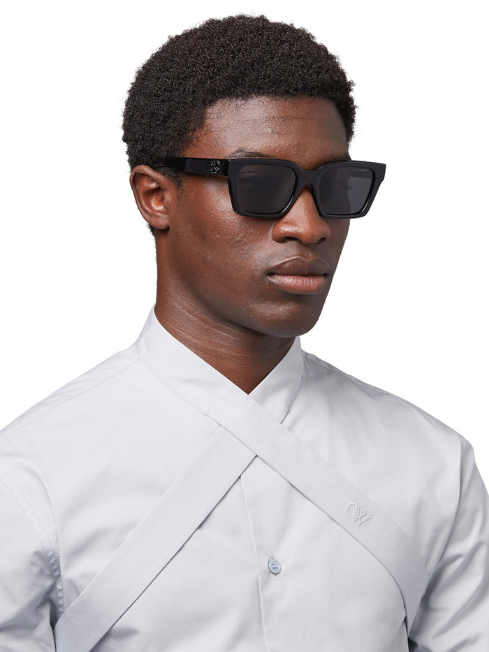 #colour_black-dark-grey