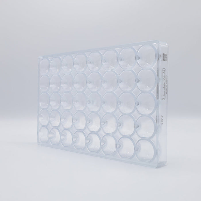 Chocolate World Flat Cone Ø30×19mm Polycarbonate Chocolate Mold – 1.18 in diameter x 0.75 in, 24 Cavities