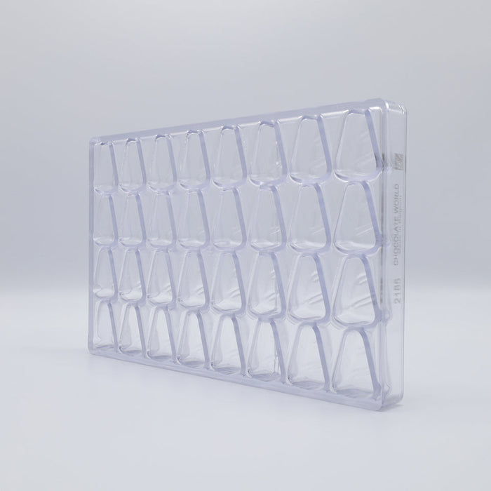 Chocolate World Point Polycarbonate Chocolate Mold – ~1.38 x 0.79 x 0.79 in, 21 Cavities