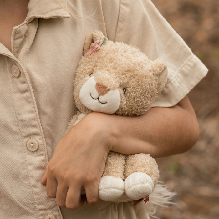 Cuddle Lioness 17cm (Safari Friends)
