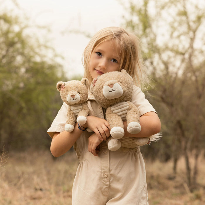 Cuddle Lioness 25cm (Safari Friends)