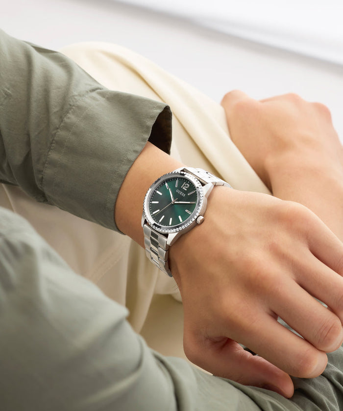 Guess Quartz Green Dial Analog Stainless Steel Men's Watch, GW1062G1