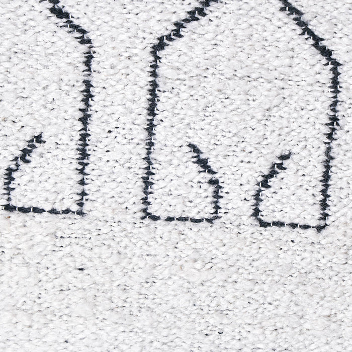 Indoor Outdoor White and Black Greek Key Design Rug