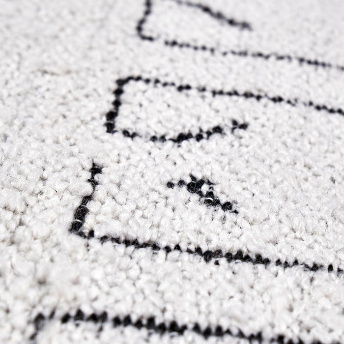 Indoor Outdoor White and Black Greek Key Design Rug