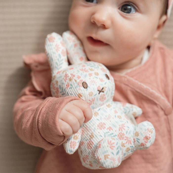 Miffy Cuddle Toy 15cm - Lucky Blossom
