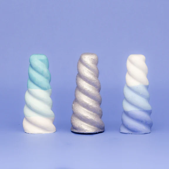 Ombre Narwhal Horn Chalk
