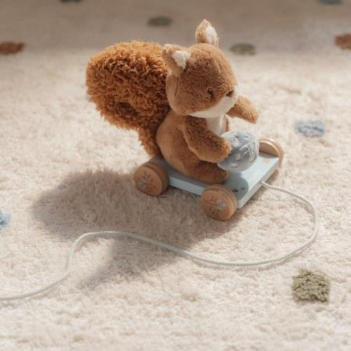 Pull Along Squirrel - Forest Friends